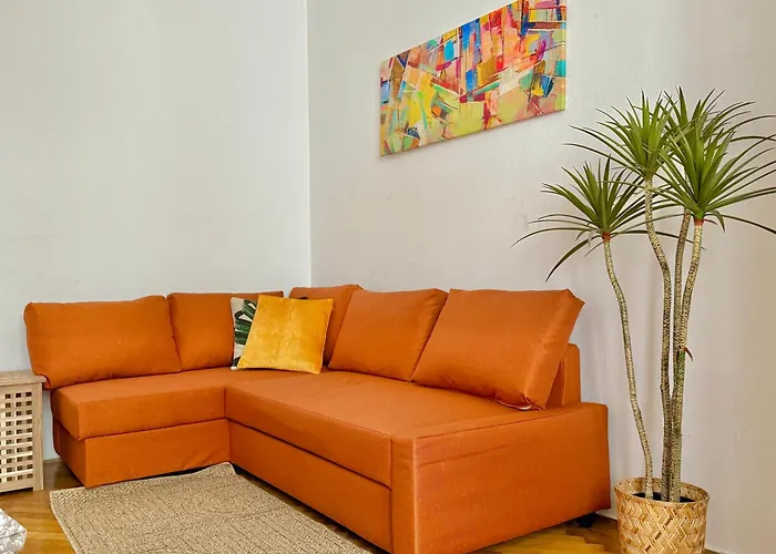 شقة 2-bedroom Sunny & Calm With Free Parking فيينا